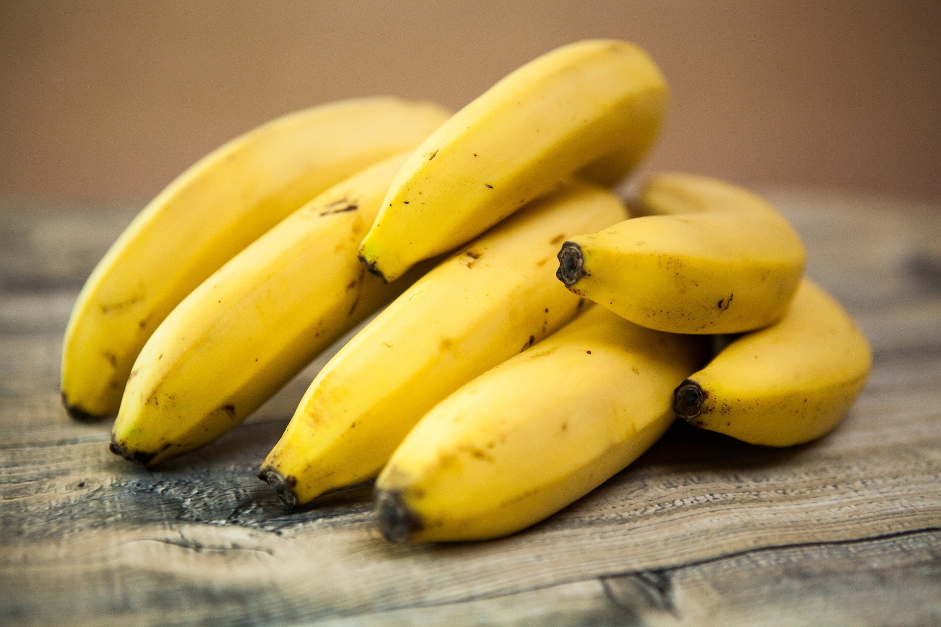 does a sweeter banana have more calories and why does a ripe banana have more energy
