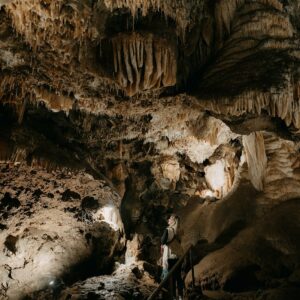 does every state in the united states have caves