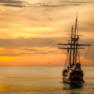 how big was the mayflower which the pilgrims used to cross the atlantic ocean