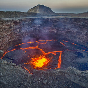 how did land on planet earth develop and how did volcanic activity and basalt help create the earths crust scaled