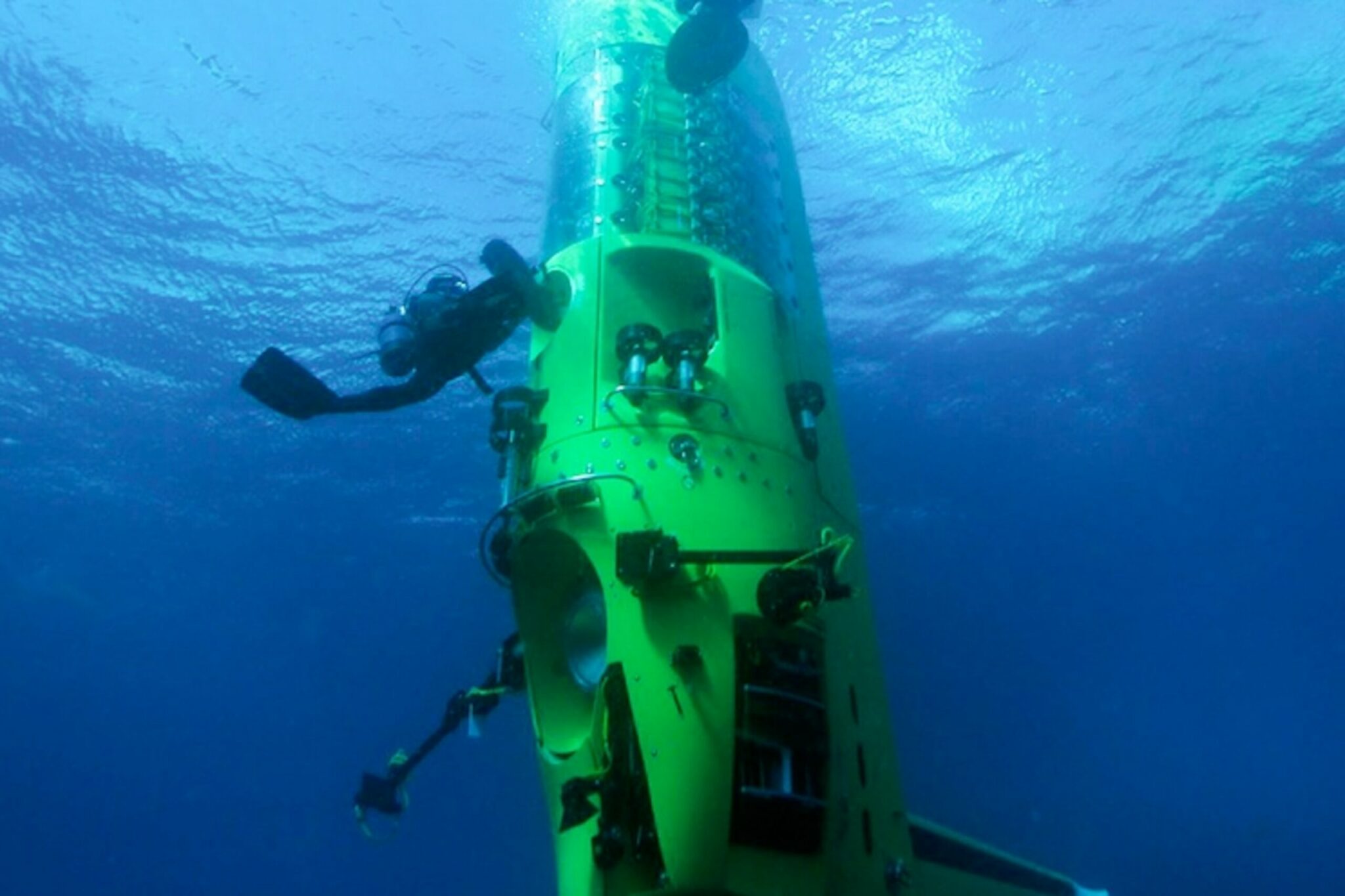 how did scientists on the challenger expedition measure ocean depth and gather ocean floor samples scaled
