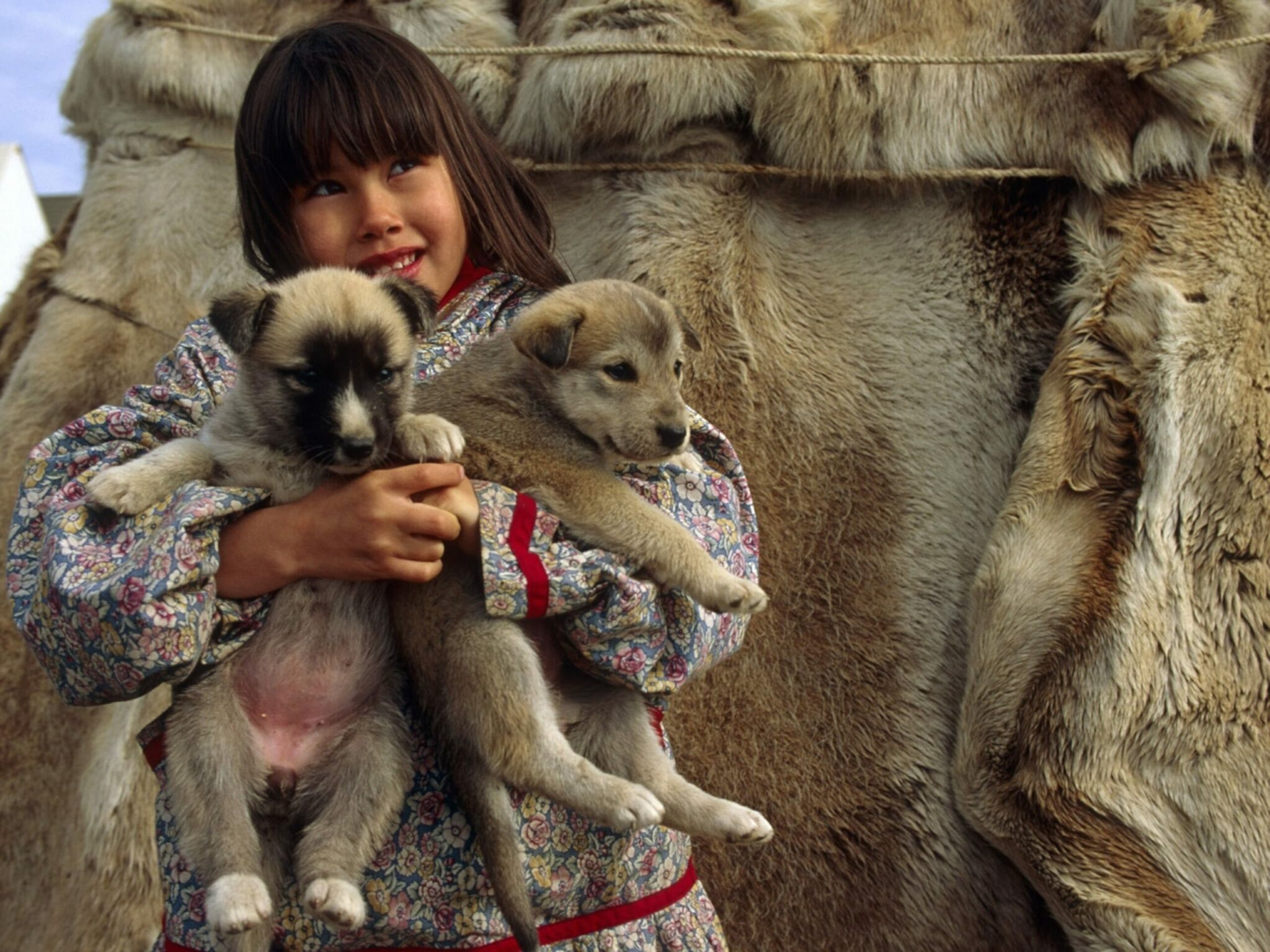 how did the subarctic native peoples live in the cold winter scaled