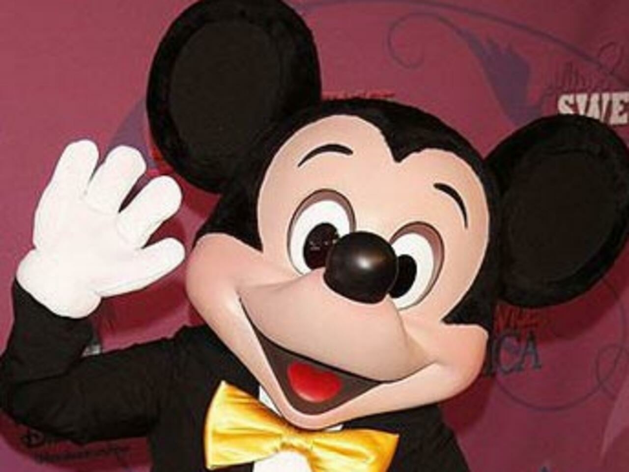 how did walt disneys mortimer mouse get its name and what happened to the original cartoon character