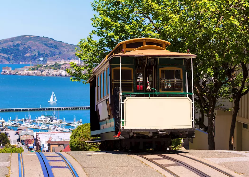 how do cable cars move up and down steep hills in san francisco