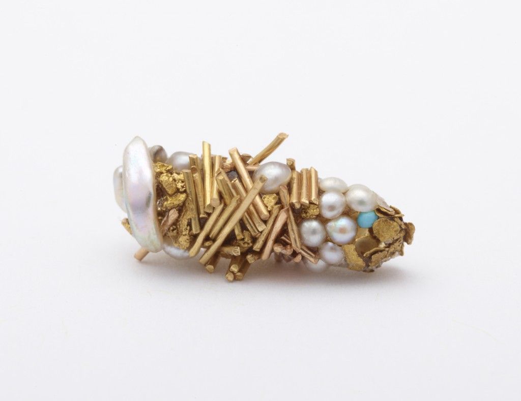 how does french artist hubert duprat create works of art and jewelry with caddisfly larvae