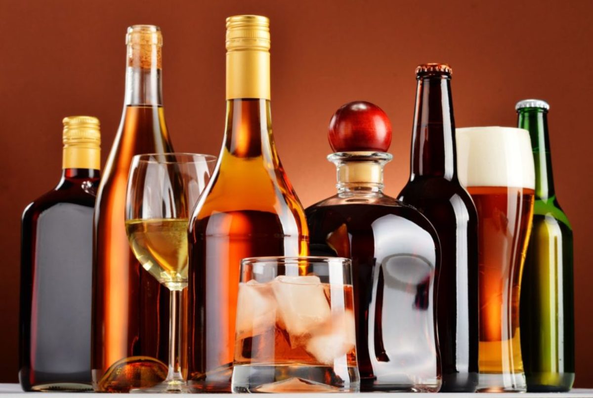 how many different types of alcohol are there and which alcohols are safe to drink