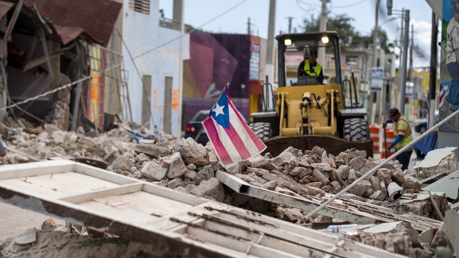 how many puerto ricans stay in the united states once they are here