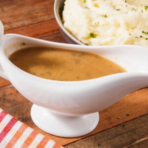 how to make the perfect chicken or turkey gravy every time