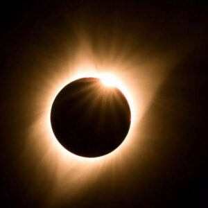what does the suns corona look like an why is the suns corona only seen during a solar eclipse