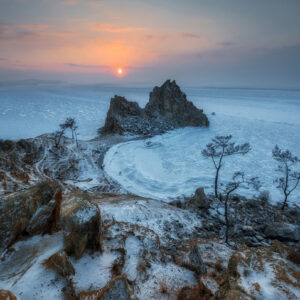 what is the deepest lake in the world and why is lake baikal in siberia russia the oldest lake on earth