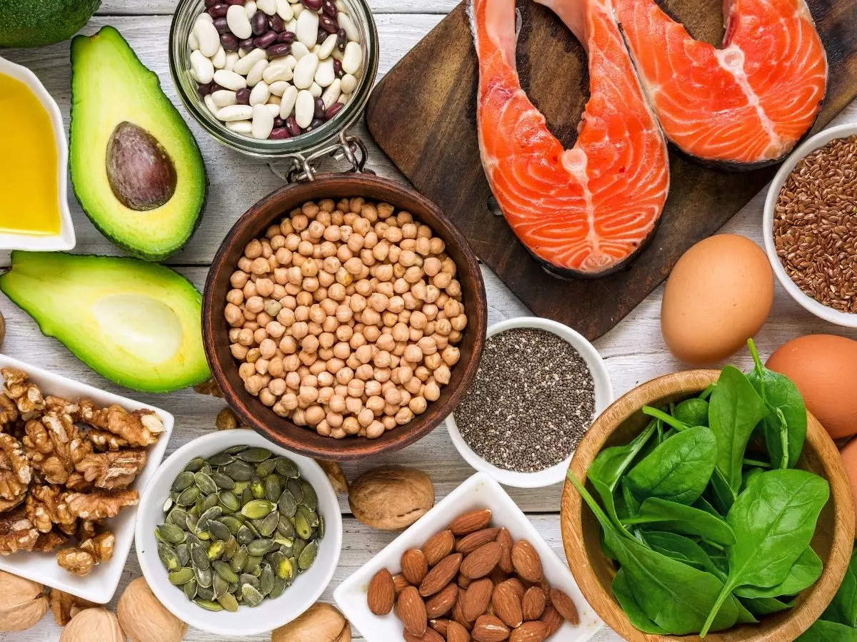 what is the difference between fats and fatty acids