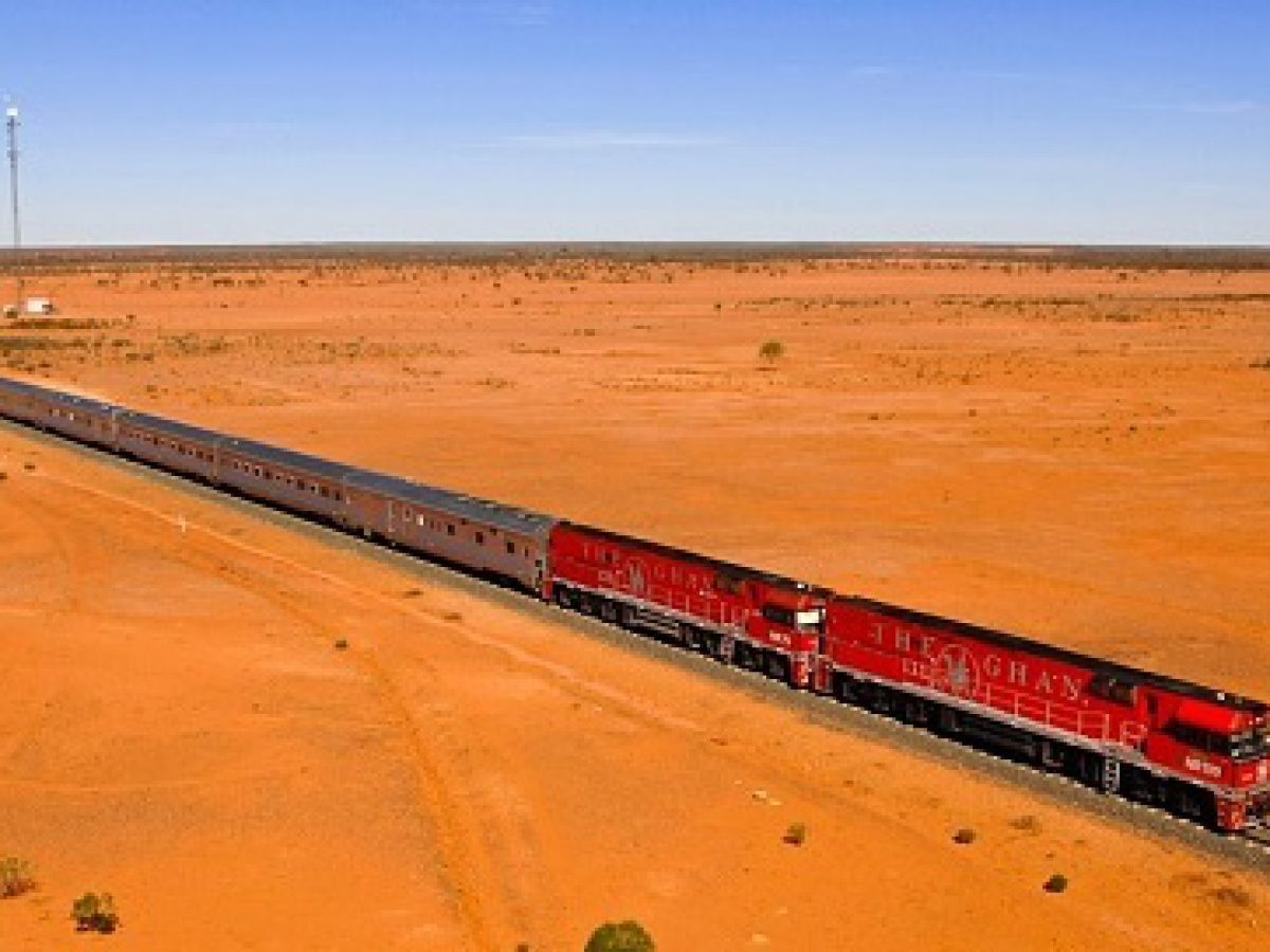 what is the longest straightest railway in the world and how long is the indian pacific railway