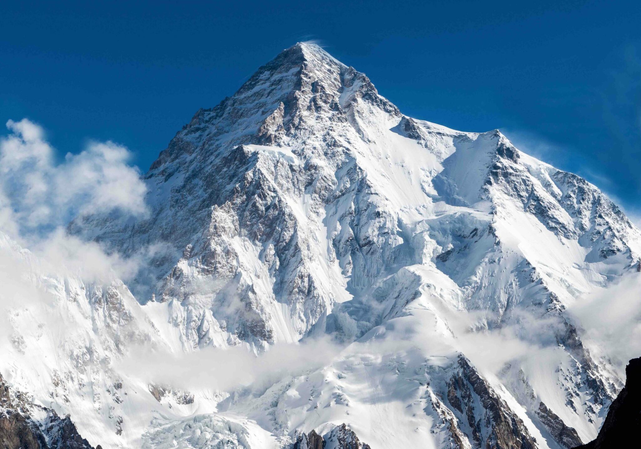 what is the tallest mountain in the world and what is the second tallest mountain in the world scaled