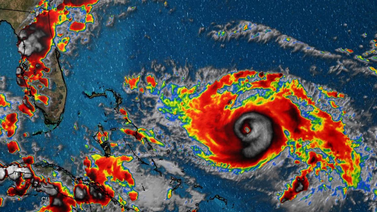 when is hurricane season in the atlantic and in which months do the worst tropical storms occur