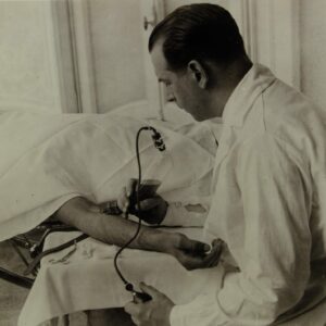 when was the first successful blood transfusion performed and by whom