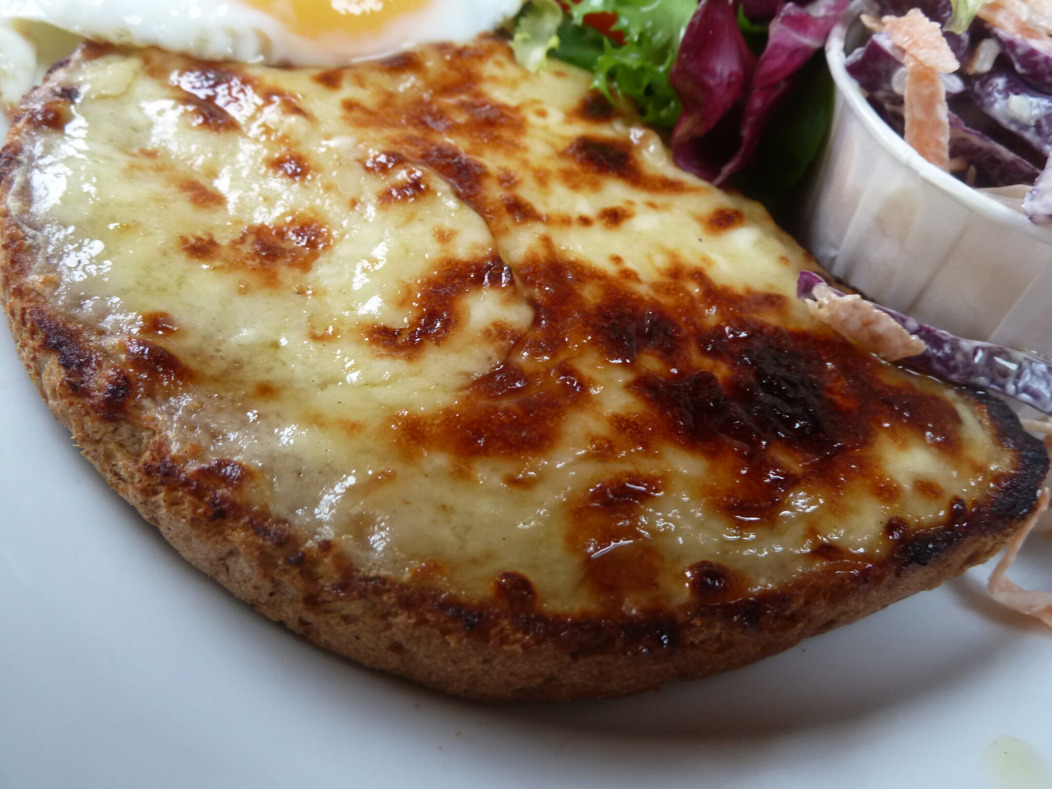where does the word rarebit come from and what does rarebit mean