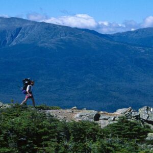 where is the appalachian trail located and how long does it take to hike the appalachian trail