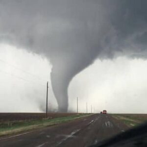 where is tornado alley located and why is the central united states known as tornado alley
