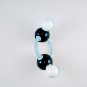 who discovered the existence of molecules and how different atoms are attached to form a molecule scaled