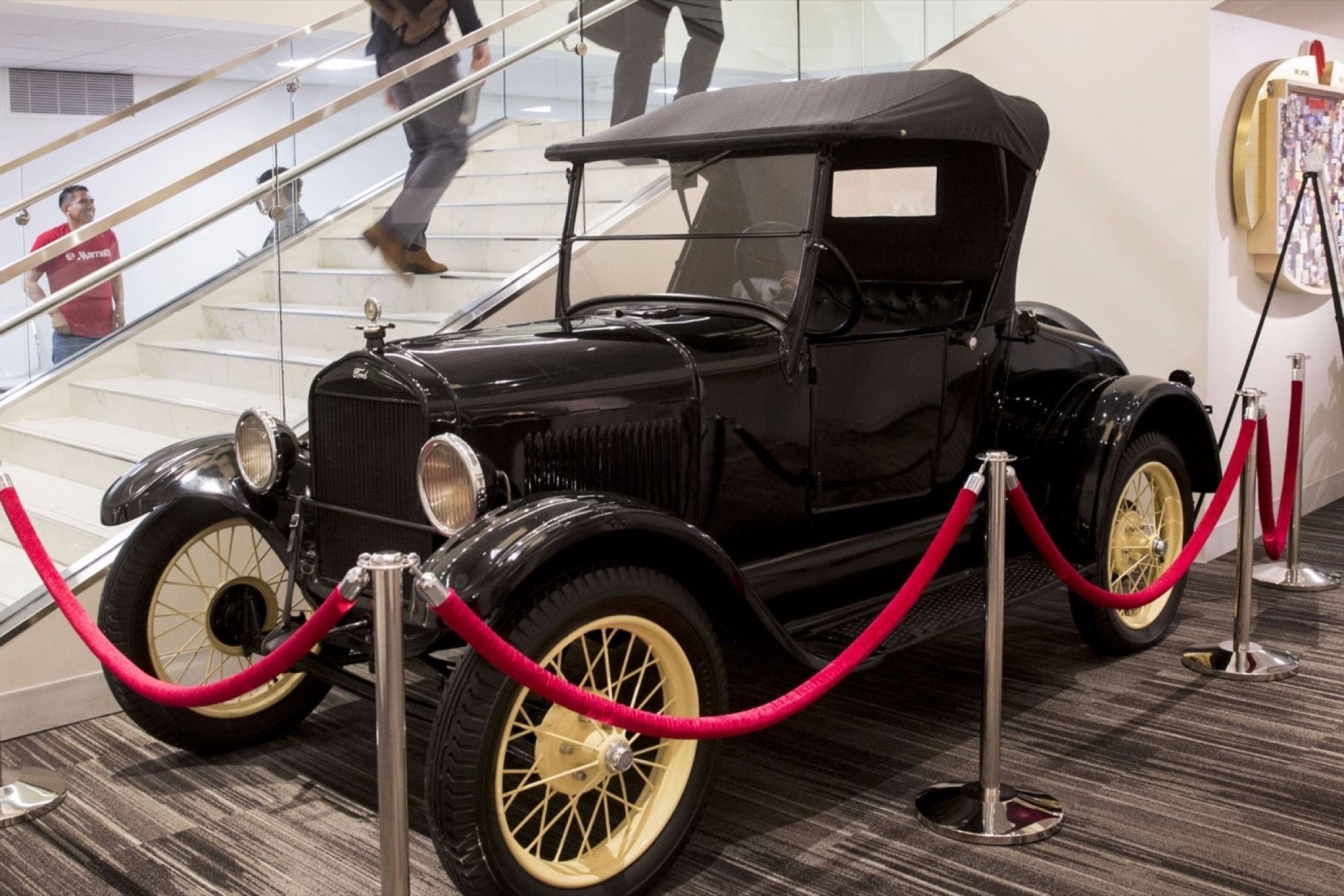 who invented the model t and how did henry ford design the model t