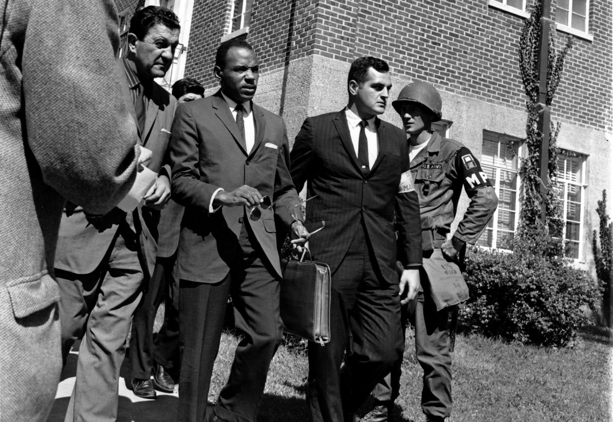 who was james meredith and why was james meredith an important figure in the american civil rights movement
