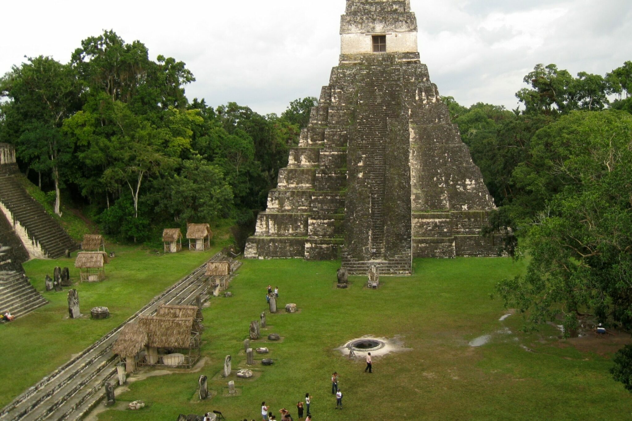 who were the mayans and what did spanish explorers discover when they arrived in the 1500s scaled