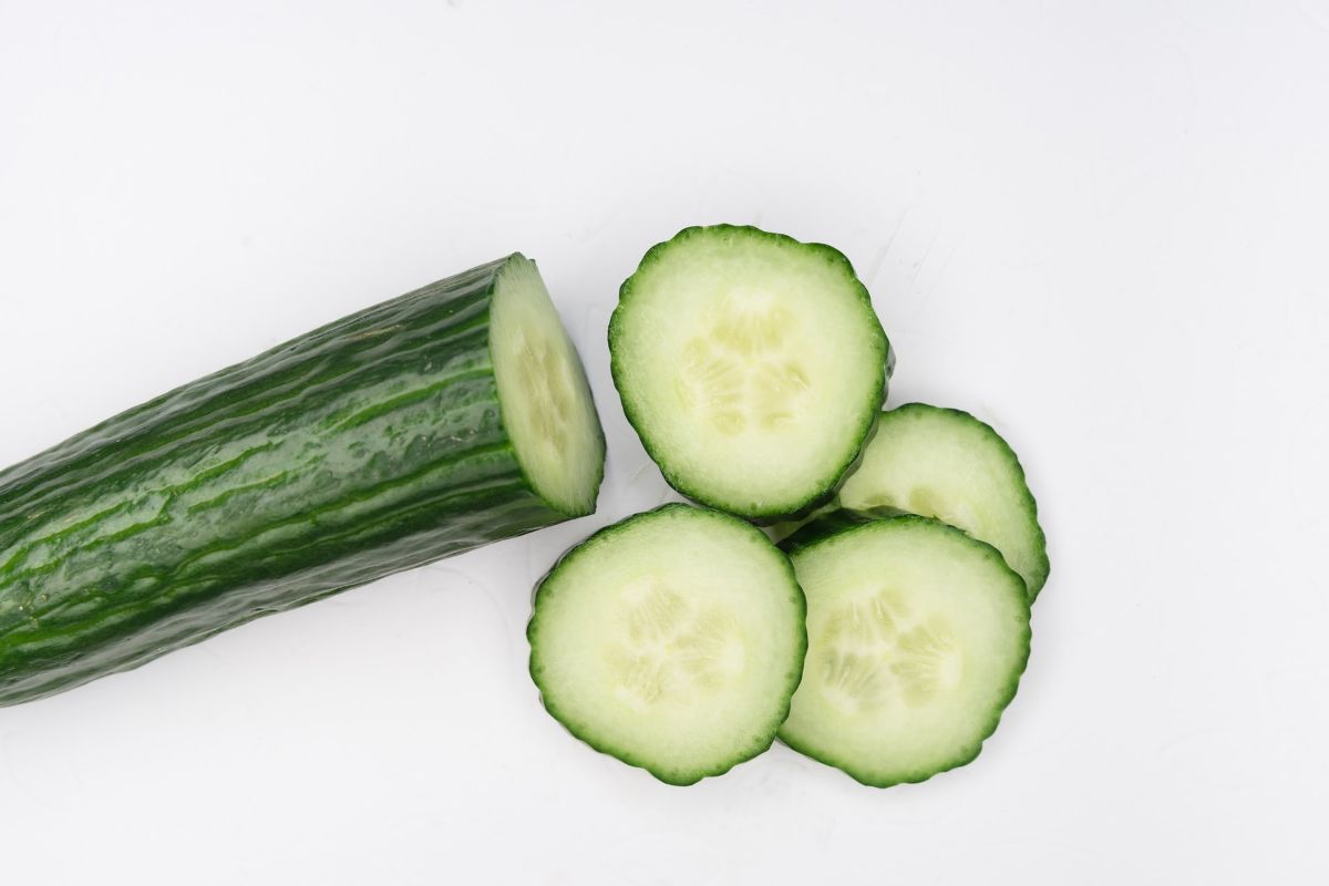 why are some cucumbers bitter and are bitter cucumbers safe to eat