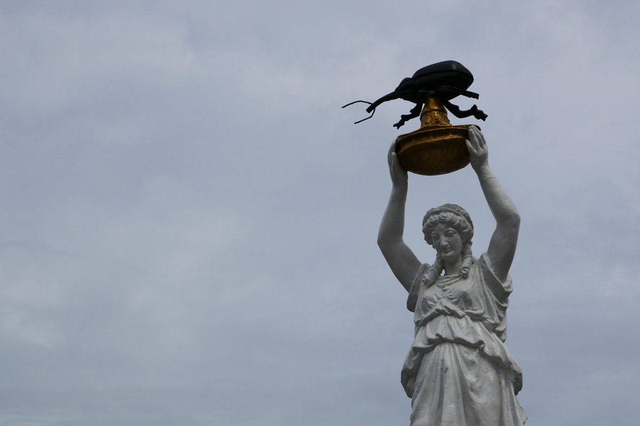why does enterprise alabama have a boll weevil monument to hail the pest and how did it originate