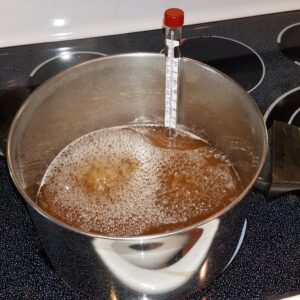why does sugar syrup get hotter the longer you boil it