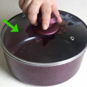 will a pot of water boil faster if you put the lid on