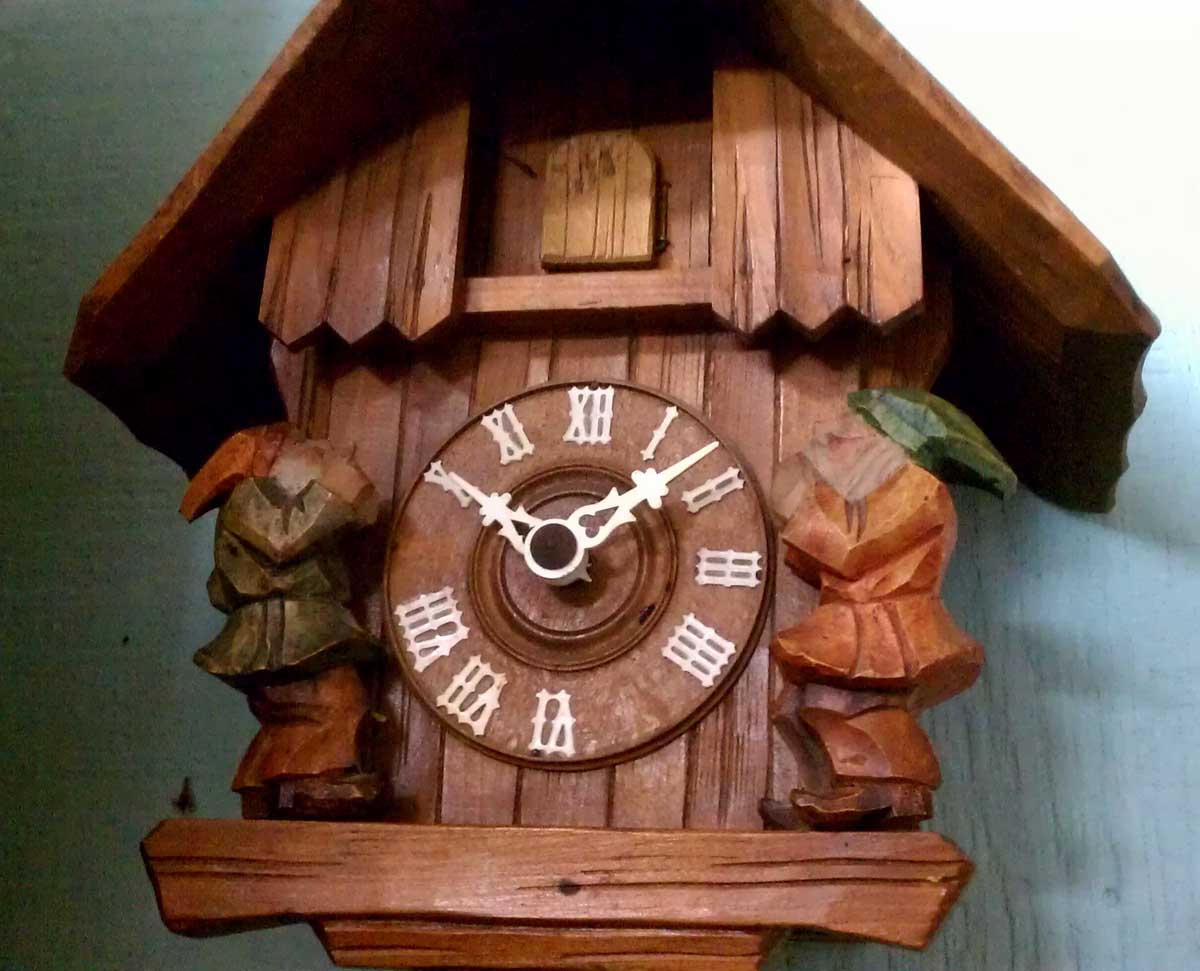 how did the cuckoo bird get its name and how did it inspire the invention of the cuckoo clock