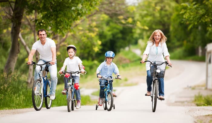 family ride bikes