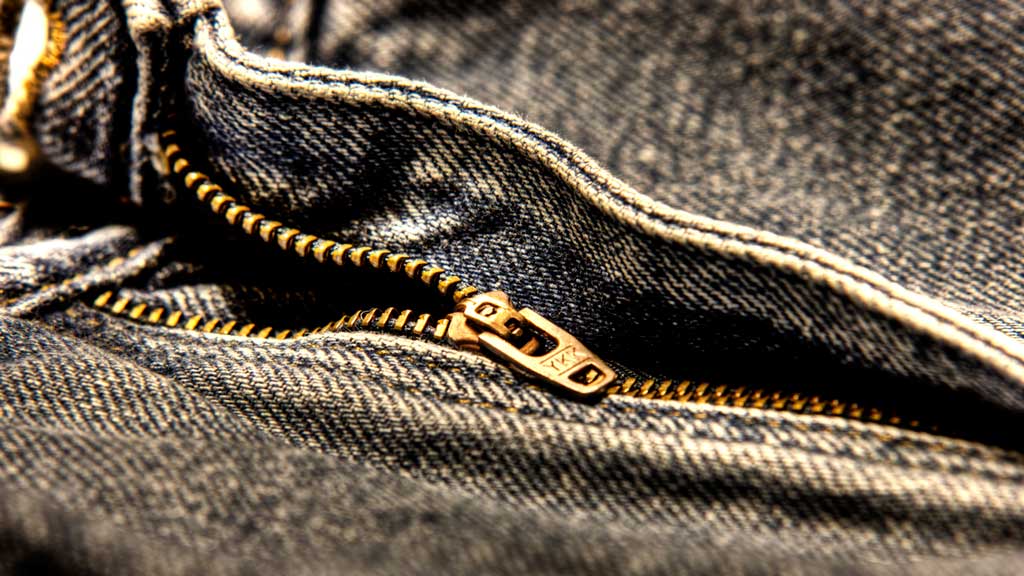 zipper on a pair of jeans